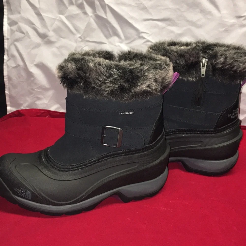 The North Face Black Gray Winter Rain Boots with Purple Pull Tab